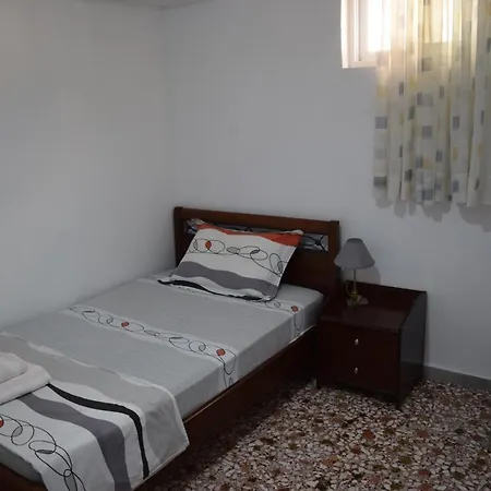 Venetsanou Ketsea 77 Kalamata
