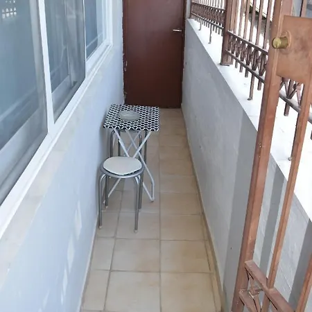Venetsanou Ketsea 77 *
